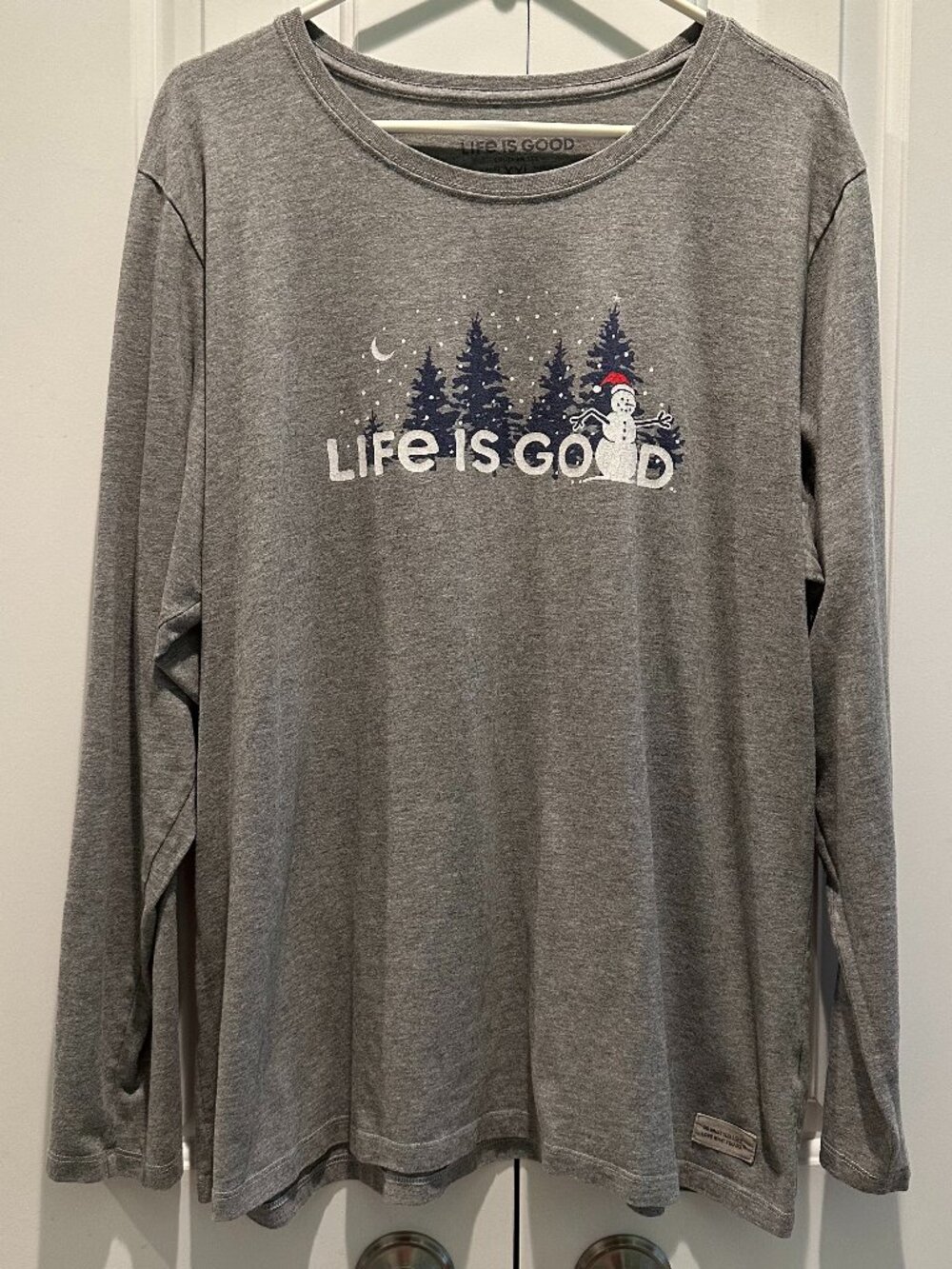 Life Is Good Snowman Winter Christmas Long Sleeve Crusher Tee Heather Grey XXL